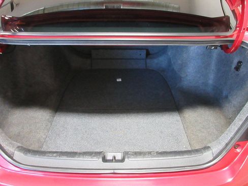 Used 2018 Honda Accord LX image 17