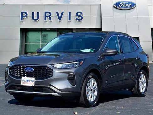 Certified 2024 Ford Escape Active w/ Tech Pack #2 image 1