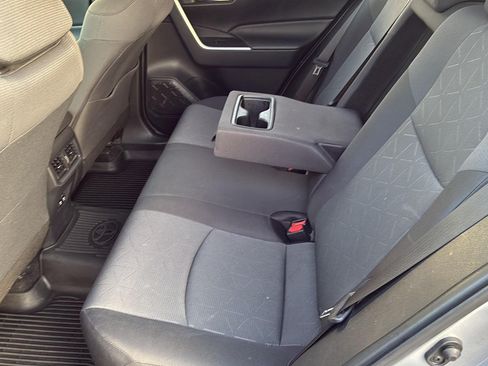 Used 2019 Toyota RAV4 XLE w/ Convenience Package AWD/4WD image 21