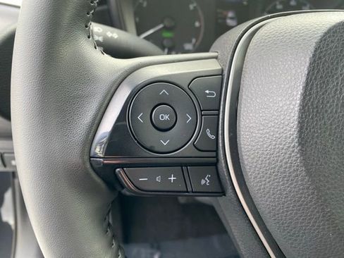 Certified 2025 Toyota Corolla SE image 20