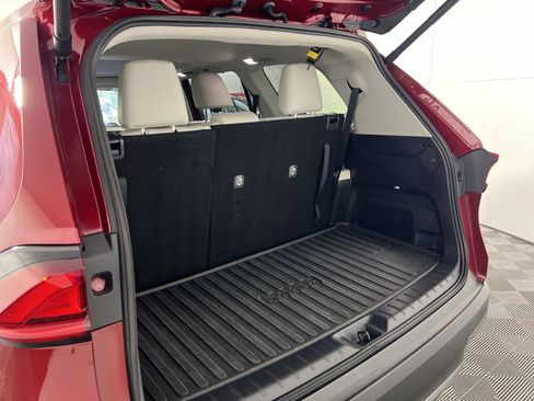 Used 2026 Toyota Grand Highlander AWD image 27