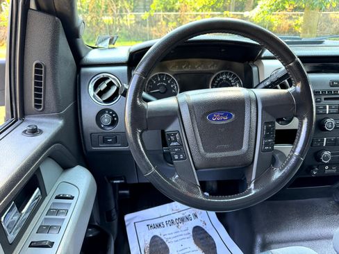 Used 2012 Ford F150 XLT image 28