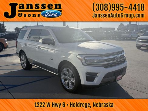 Used 2023 Ford Expedition King Ranch AWD/4WD image 4