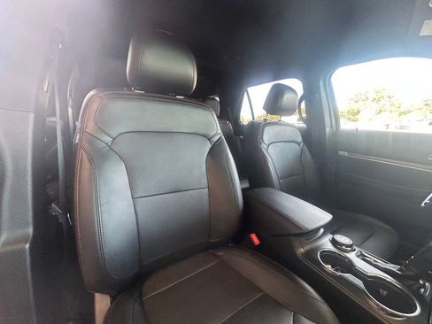 Used 2016 Ford Explorer Sport w/ Equipment Group 401A image 27