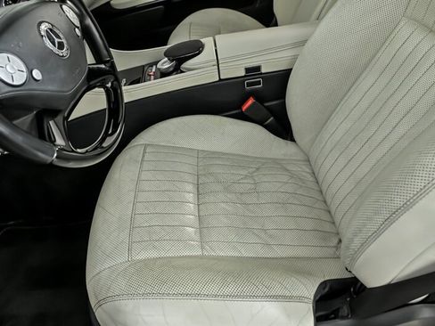 Used 2013 Mercedes-Benz CL 550 4MATIC image 16