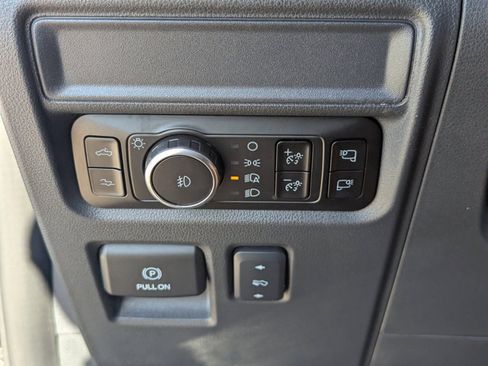 Used 2025 Ford F150 Raptor w/ Equipment Group 803A Raptor R image 32