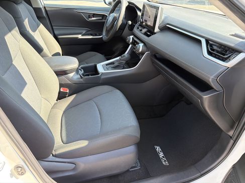 Certified 2025 Toyota RAV4 XLE FWD image 23