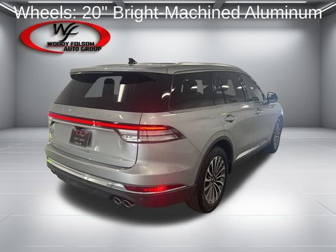 Used 2023 Lincoln Aviator 2WD w/ Premium Package image 6