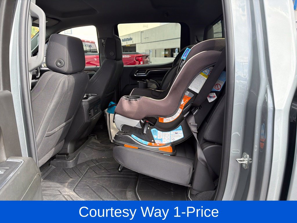 Used 2024 Chevrolet Silverado 1500 RST w/ Convenience Package II RWD image 13