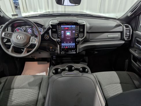 Used 2025 RAM 2500 Big Horn AWD/4WD image 15