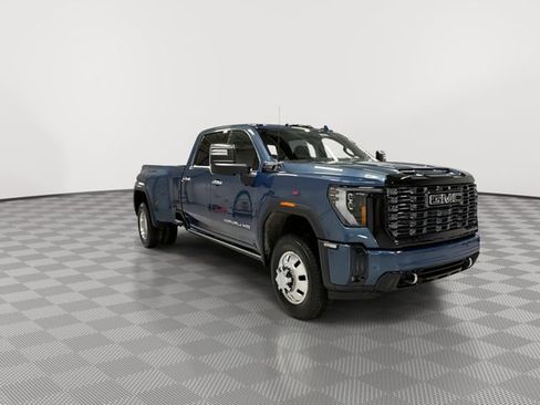 New 2026 GMC Sierra 3500 Denali Ultimate image 12