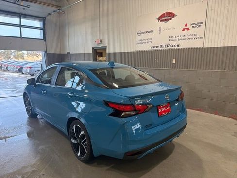 Certified 2025 Nissan Versa SR w/ Trunk Package image 6