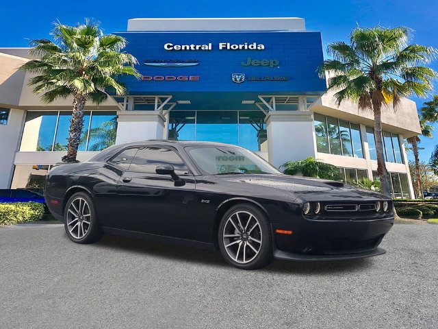 Used 2023 Dodge Challenger R/T RWD image 2