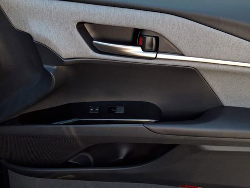 Used 2026 Toyota Camry LE FWD image 25