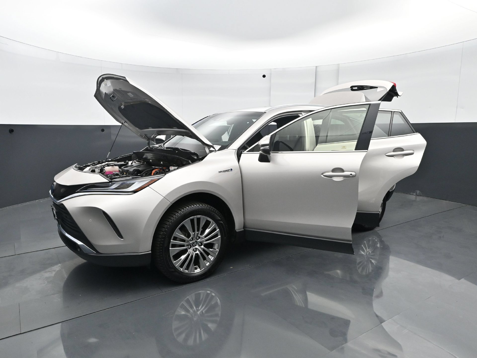 Used 2021 Toyota Venza Limited w/ Advanced Technology Package AWD/4WD image 29