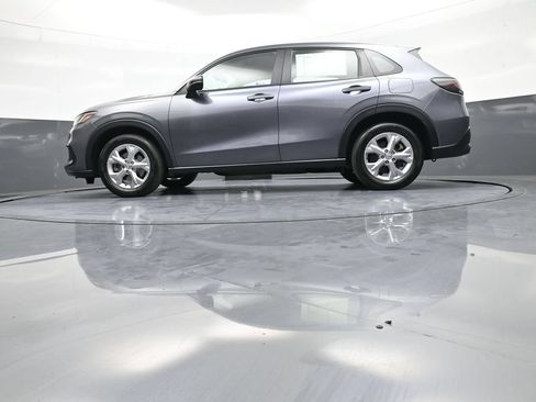 Used 2023 Honda HR-V LX image 31