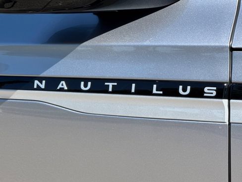 Used 2026 Lincoln Nautilus Premier w/ Equipment Group 102A AWD/4WD image 28