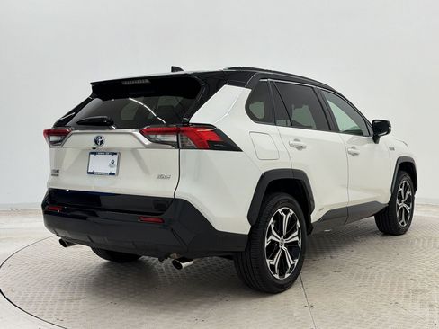 Used 2022 Toyota RAV4 XSE w/ Weather Package AWD/4WD image 9