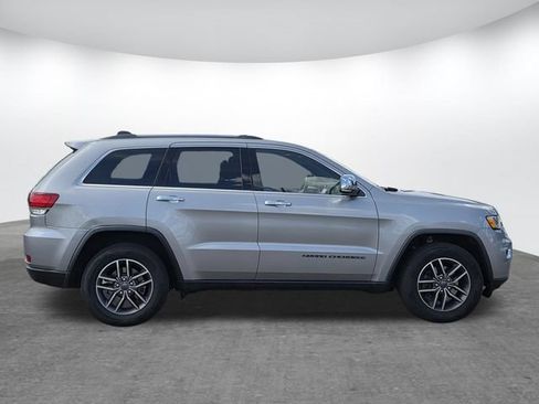 Used 2020 Jeep Grand Cherokee Limited w/ Luxury Group II RWD image 3