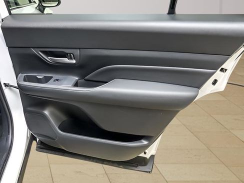 Certified 2025 Toyota Grand Highlander FWD image 25