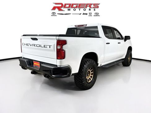 Used 2022 Chevrolet Silverado 1500 LT Trail Boss w/ Convenience Package II AWD/4WD image 13