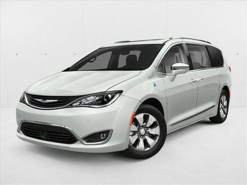 Used 2018 Chrysler Pacifica Limited w/ Advanced Safetytec Group image 1