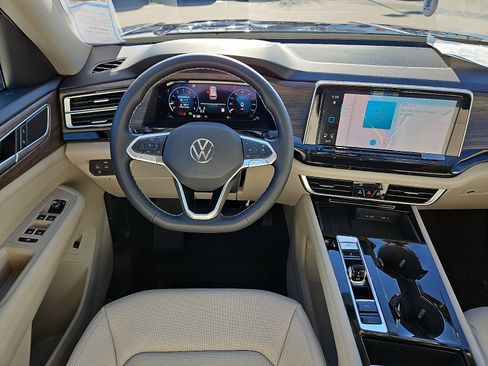 New 2026 Volkswagen Atlas SEL image 9