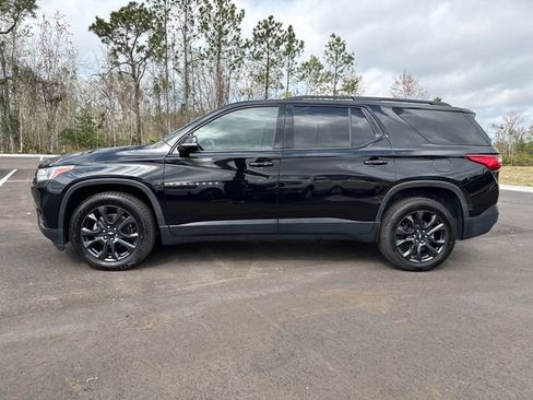 Used 2020 Chevrolet Traverse RS w/ LPO, Floor Liner Package image 2