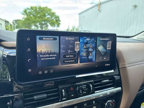 New 2026 Nissan Pathfinder Platinum AWD/4WD image 22