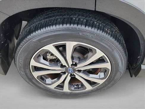 Used 2021 Subaru Forester Limited image 11