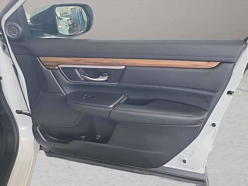 Used 2022 Honda CR-V Touring image 37