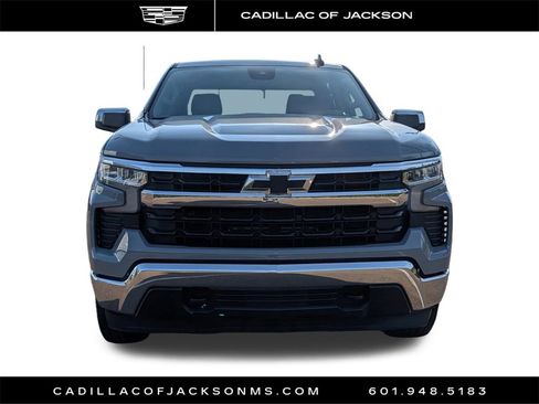 Used 2024 Chevrolet Silverado 1500 LT image 2