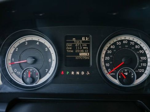 Used 2013 RAM 1500 Express image 37