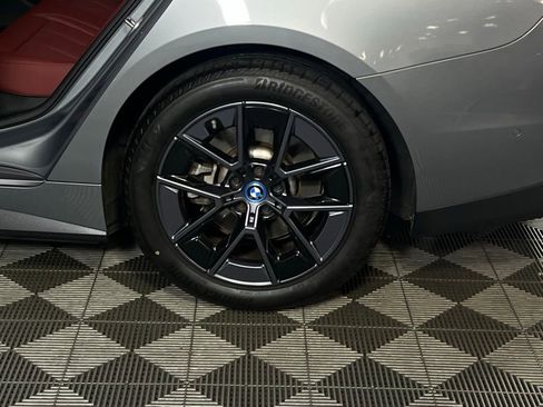 Used 2023 BMW i4 eDrive35 image 12