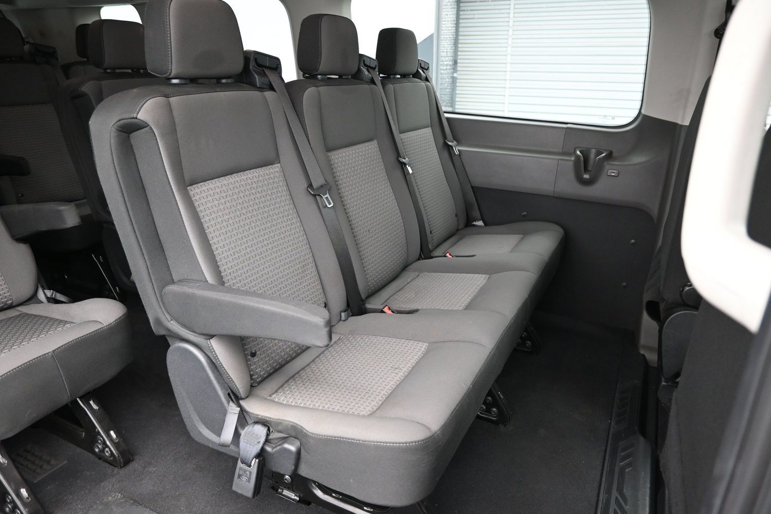 Used 2024 Ford Transit 350 XLT RWD image 41