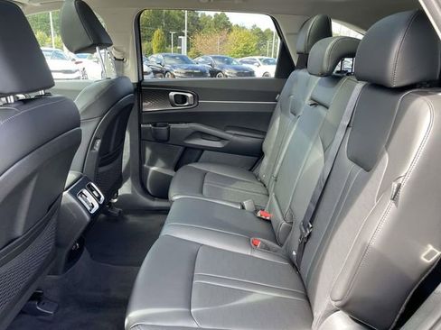 New 2026 Kia Sorento S w/ S Panoramic Sunroof Package FWD image 21