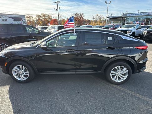 New 2025 Buick Envista Sport Touring w/ Convenience I Package FWD image 4