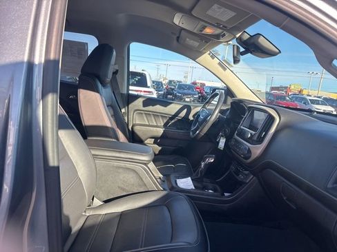 Used 2022 GMC Canyon Denali image 13