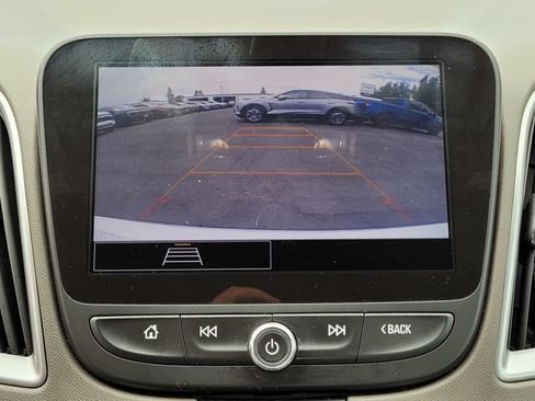 Used 2021 Chevrolet Malibu LS FWD image 11