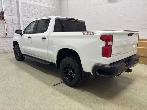 Used 2022 Chevrolet Silverado 1500 LT Trail Boss w/ Safety Package image 7