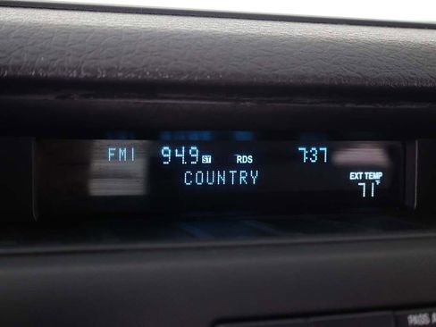 Used 2011 Ford F150 STX w/ Communications Pkg image 32