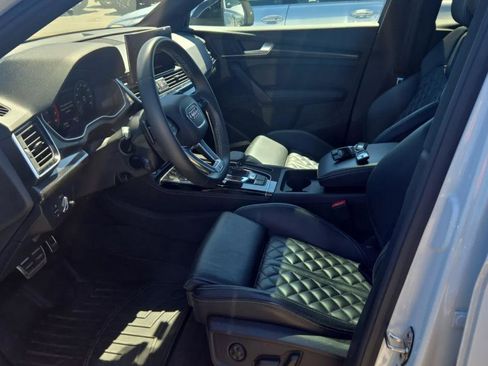 Used 2024 Audi SQ5 Premium Plus w/ Premium Plus Package image 4