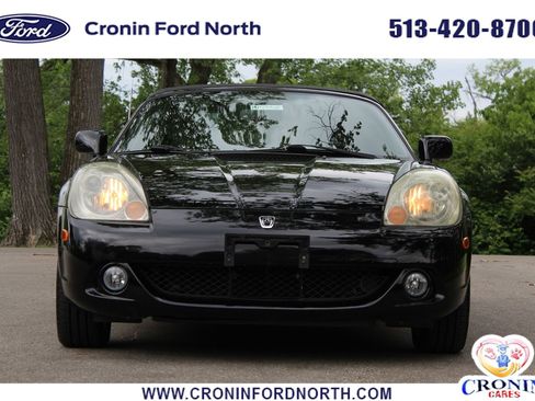 Used 2003 Toyota MR2 RWD image 2