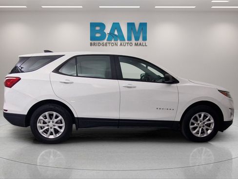 Certified 2021 Chevrolet Equinox LS image 8