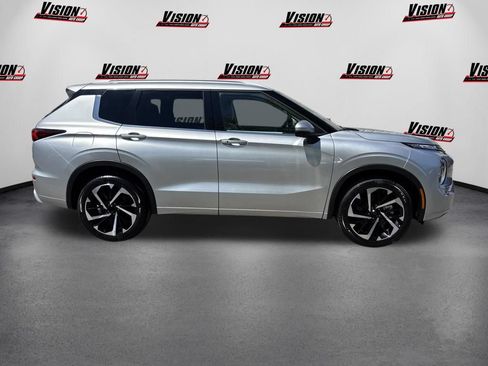 Used 2024 Mitsubishi Outlander SEL FWD image 6