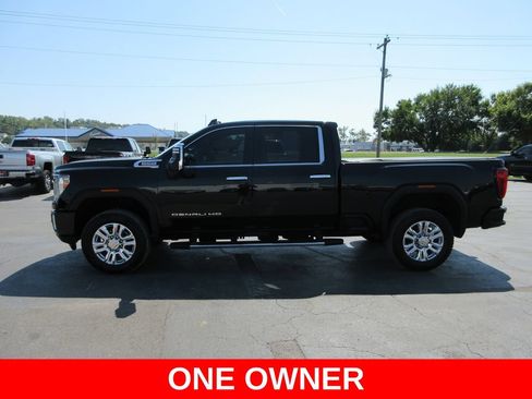 Used 2020 GMC Sierra 2500 Denali w/ Denali Ultimate Package AWD/4WD image 11