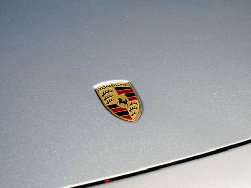 Used 2021 Porsche 911 Carrera image 39