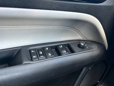 Used 2025 Jeep Compass Limited AWD/4WD image 18