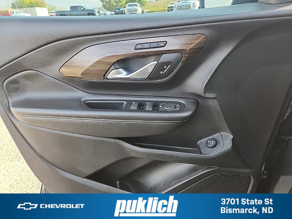 Used 2018 GMC Terrain Denali w/ Advanced Safety Package AWD/4WD image 31