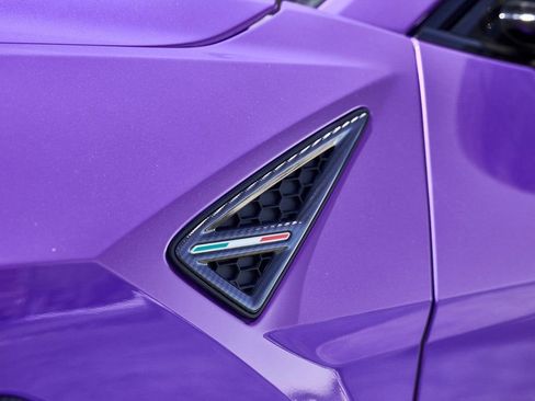 Used 2024 Lamborghini Urus Performante image 13